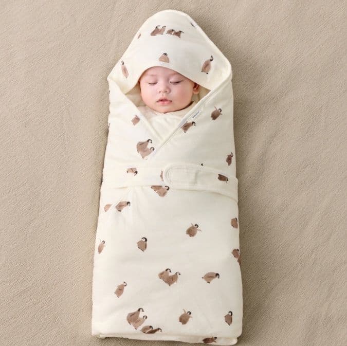 ～ぺんぎんのおくるみ～ 　赤ちゃん用多機能おくるみ