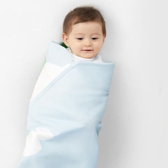 天然の綿素材を100％使用！新生児用包み込みおくるみ